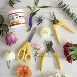 Essential DIY Wedding Flower Designer Tool Kit